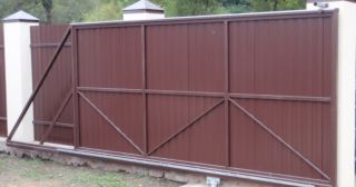 Купить откатные ворота из профнастила Топки, цена от 1779 руб.