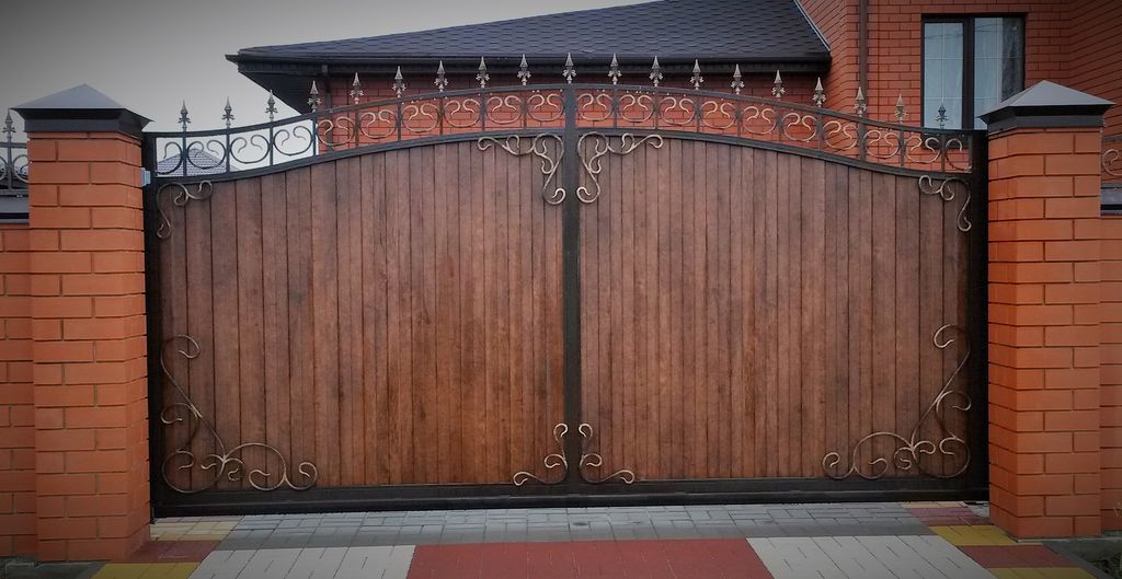 Купить простые ворота для дома: советы по выбору, установке и уходу в Топках от 33482 руб | ВоротМастер-Тпк